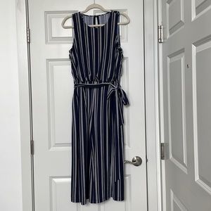 Vince Camuto Navy blue/white Striped Jumpsuit size 10